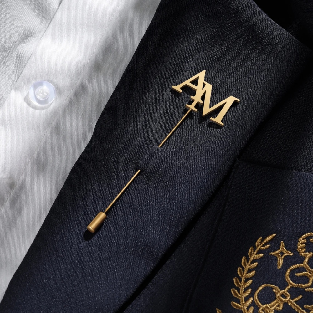 Embroidery Initials - Broche Personalizado com Iniciais para Homens,