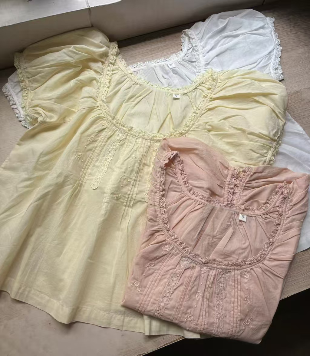 Camisa Feminina com Bordado em - Embroidery Patches avaliação e preço