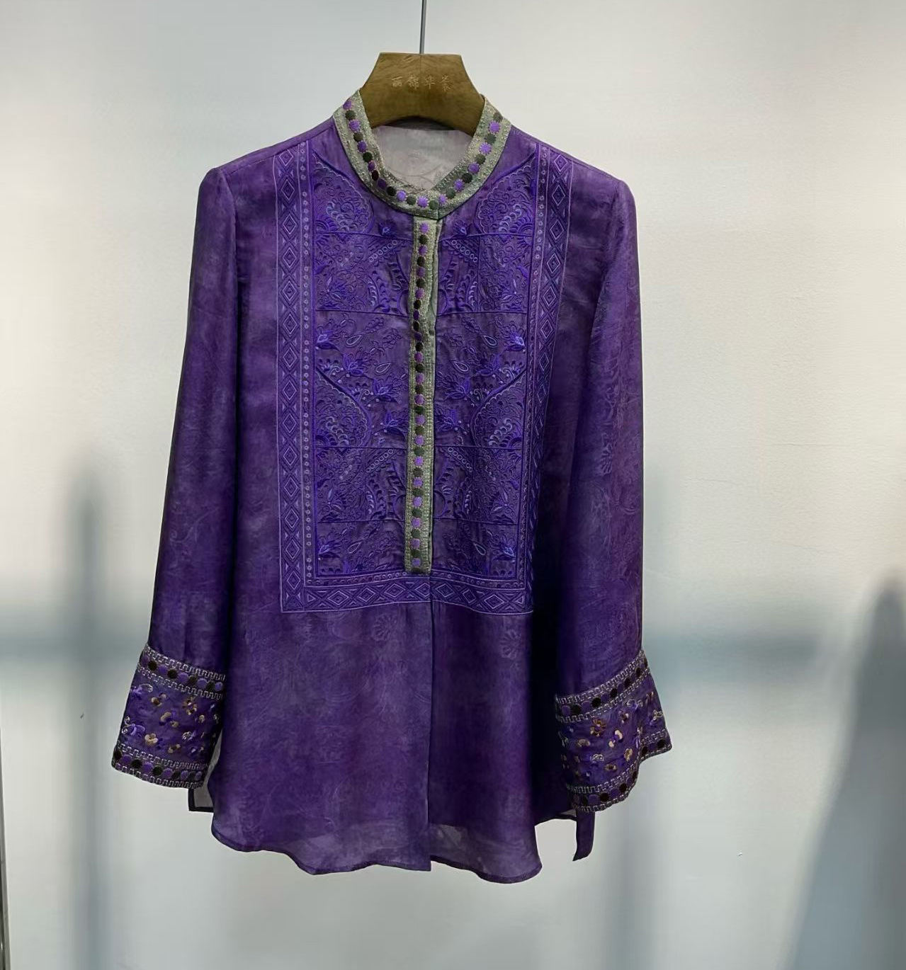 Camisa de Verão em Seda e Visc - Embroidery Men Shirt avaliação e preço