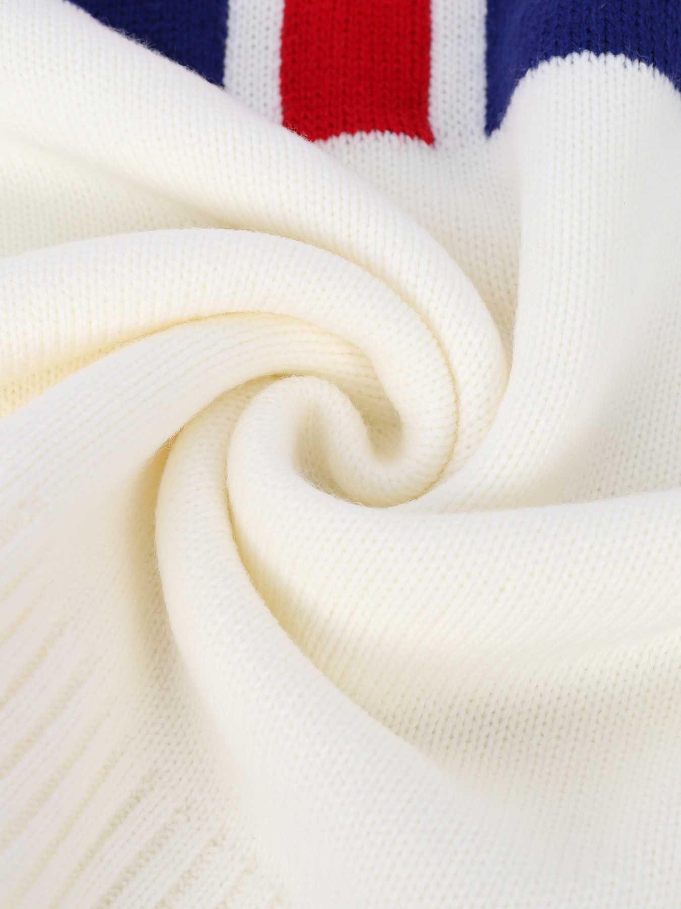 Suéter Feminino Branco Oversiz - Embroidery Uk avaliação e preço