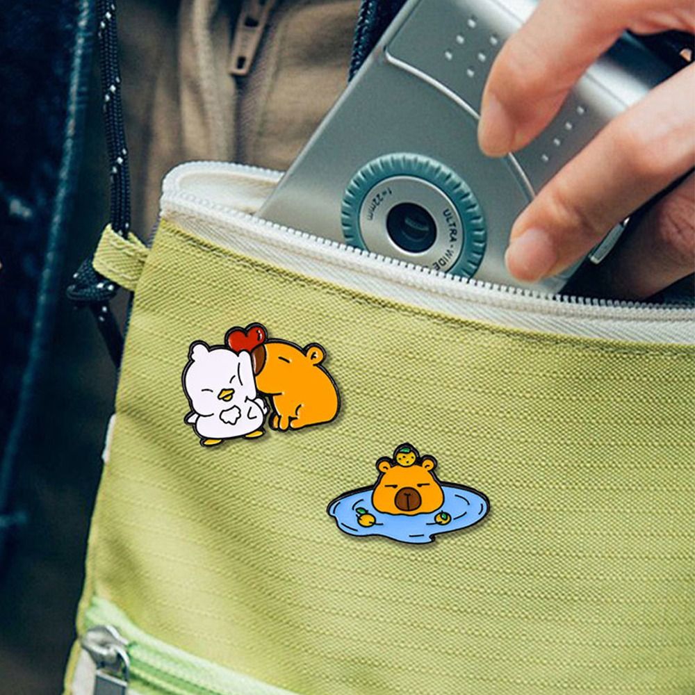 Broche capivara dos desenhos a - Embroidery Whale avaliação e preço